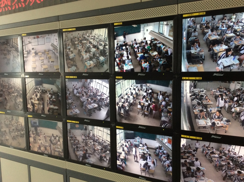 我们承建的中学校园监控